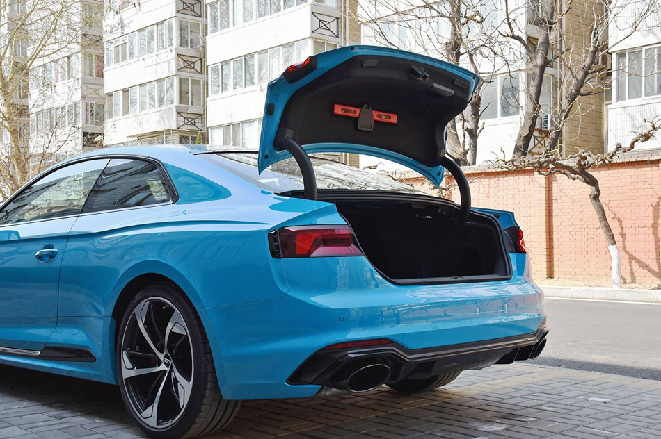 2019款 RS 5 2.9T Coupe 座椅空间