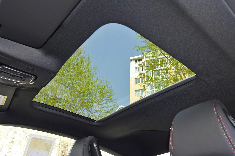 2019款 RS 5 2.9T Coupe 座椅空间