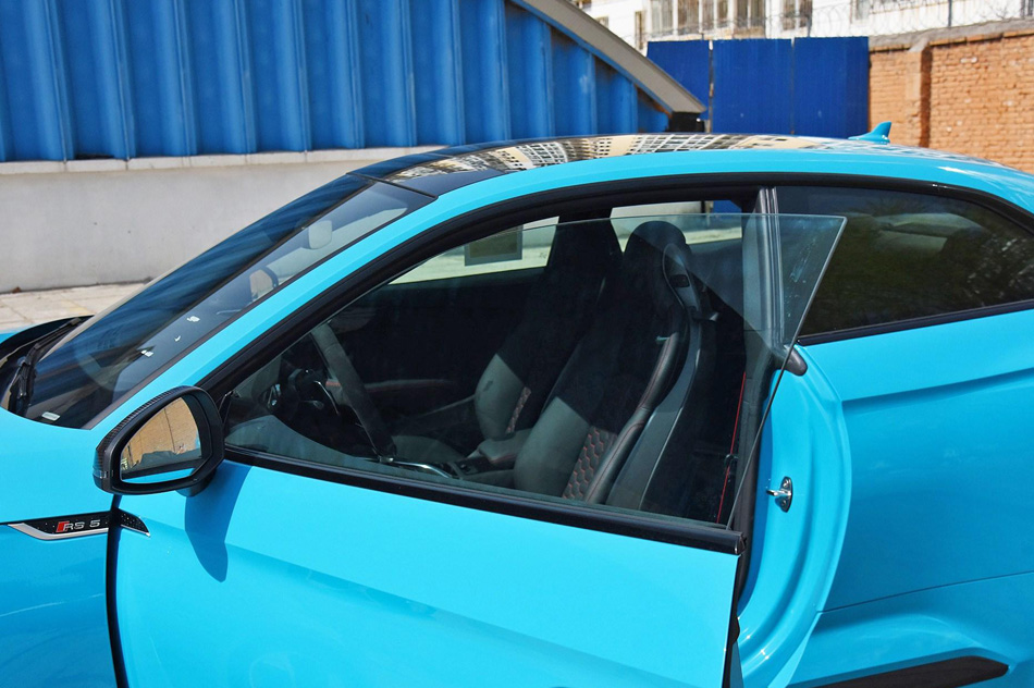 2019款 RS 5 2.9T Coupe 座椅空间