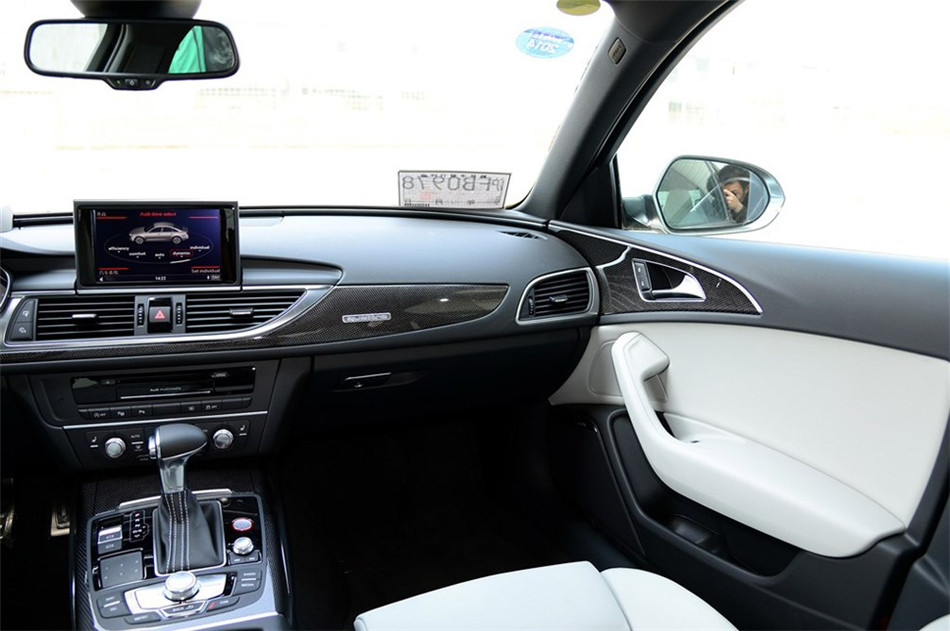 奥迪S6 2013款 S6 4.0TFSI 内饰