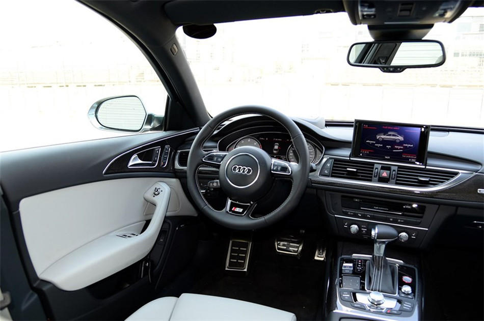奥迪S6 2013款 S6 4.0TFSI 内饰