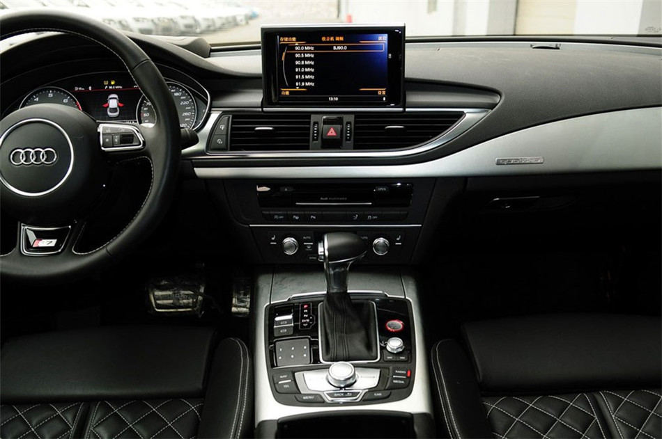 奥迪S7 2013款 S7 4.0TFSI 内饰