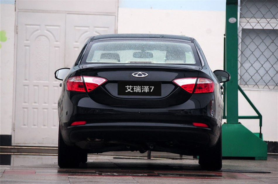 2013款艾瑞泽7 1.6CVT致享版