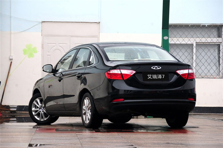 2013款艾瑞泽7 1.6CVT致享版