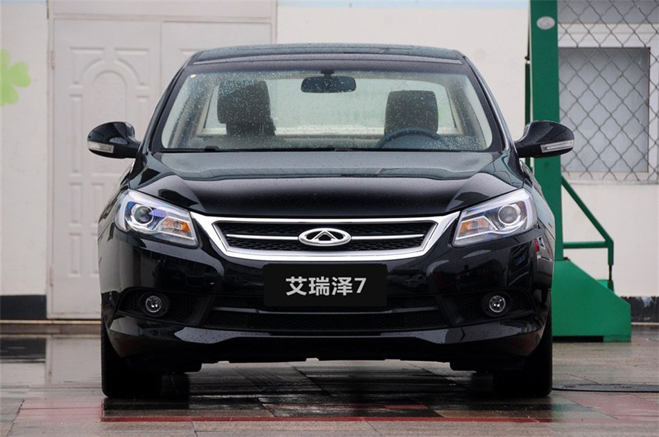 2013款艾瑞泽7 1.6CVT致享版