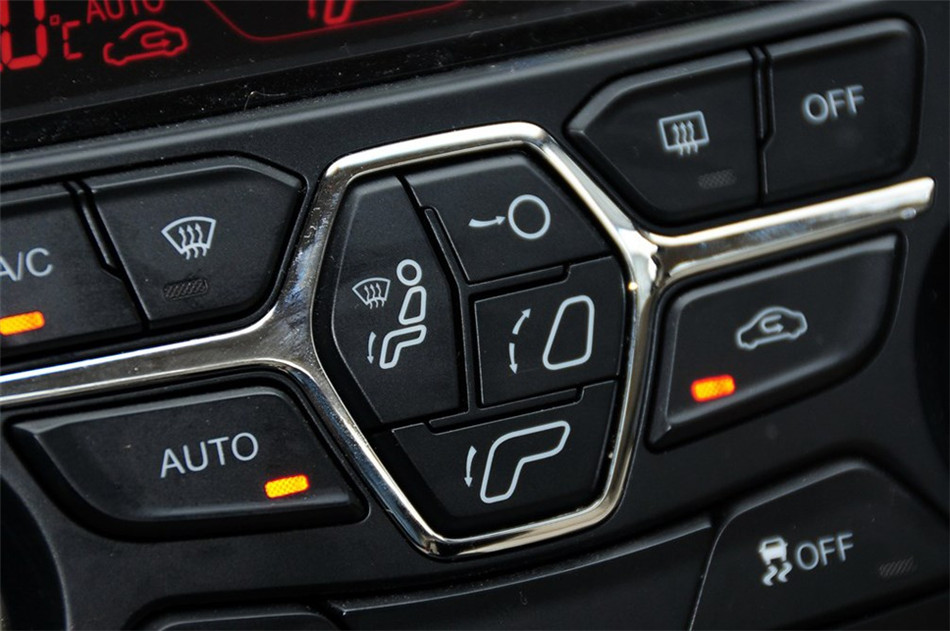 2013款艾瑞泽7 1.6CVT致享版