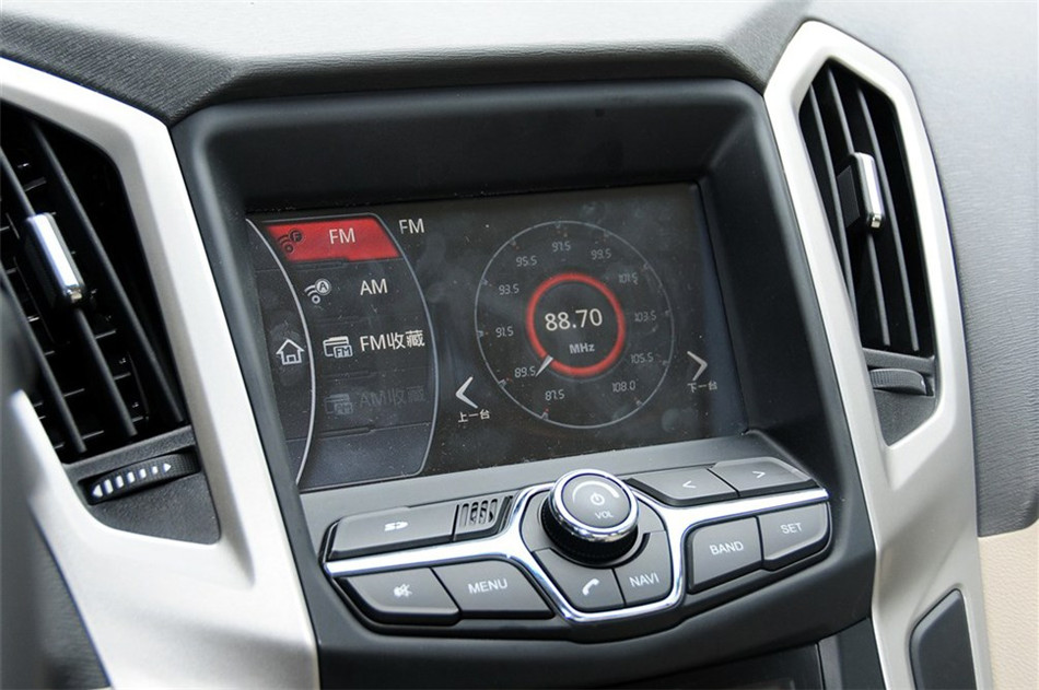 2013款艾瑞泽7 1.6CVT致享版