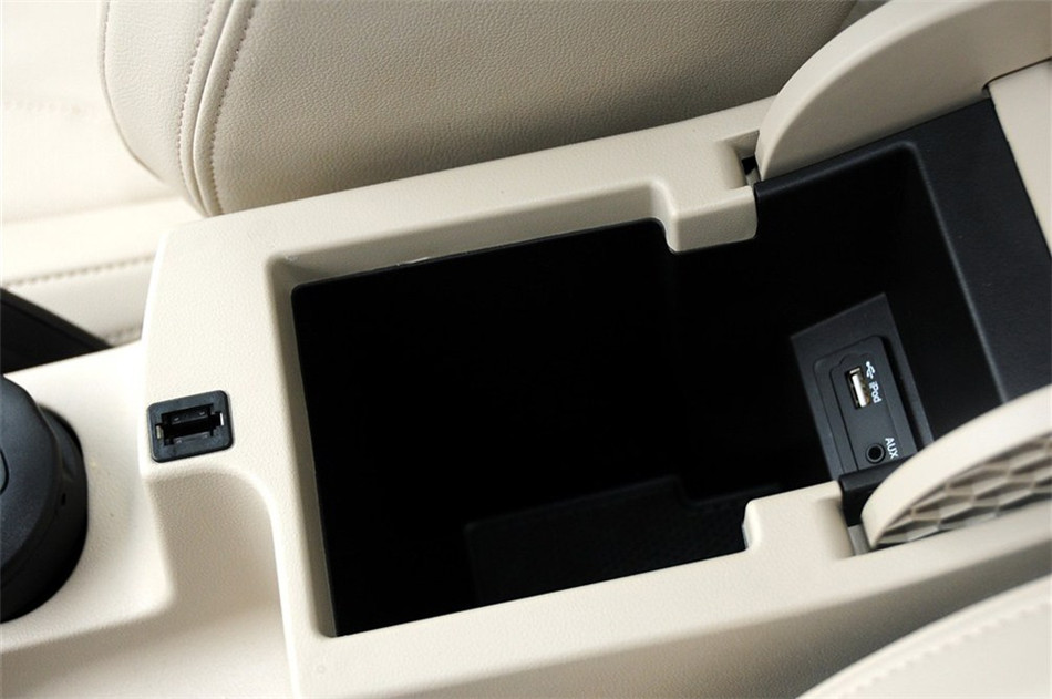 2013款艾瑞泽7 1.6CVT致享版