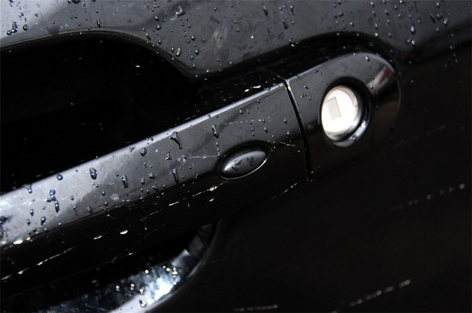 2013款艾瑞泽7 1.6CVT致享版