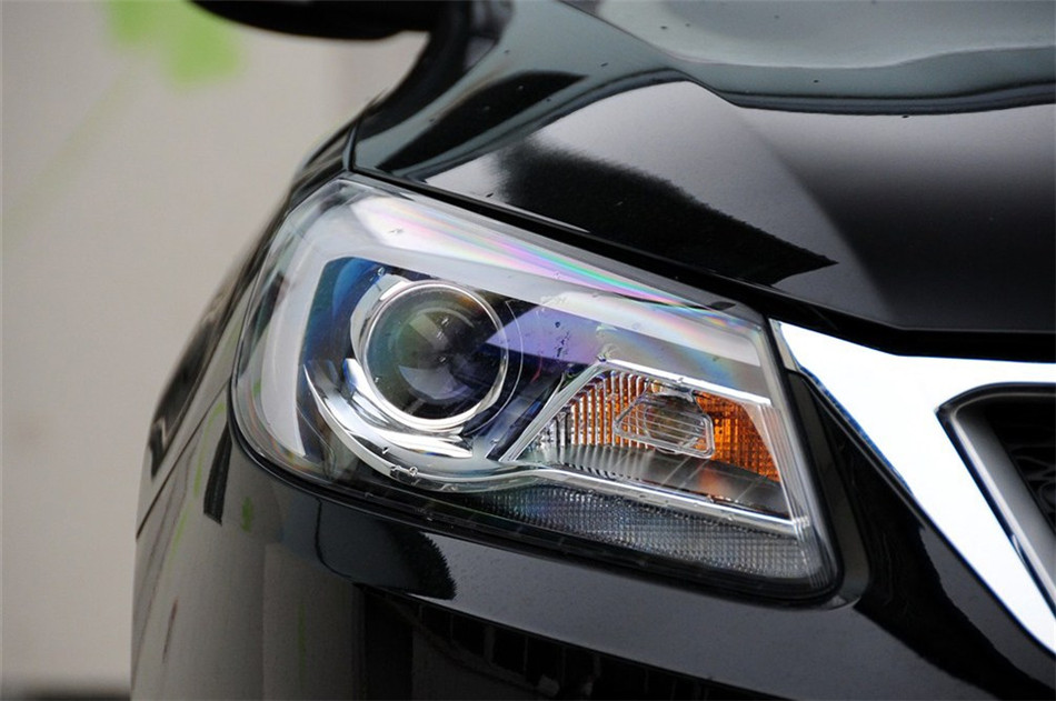 2013款艾瑞泽7 1.6CVT致享版