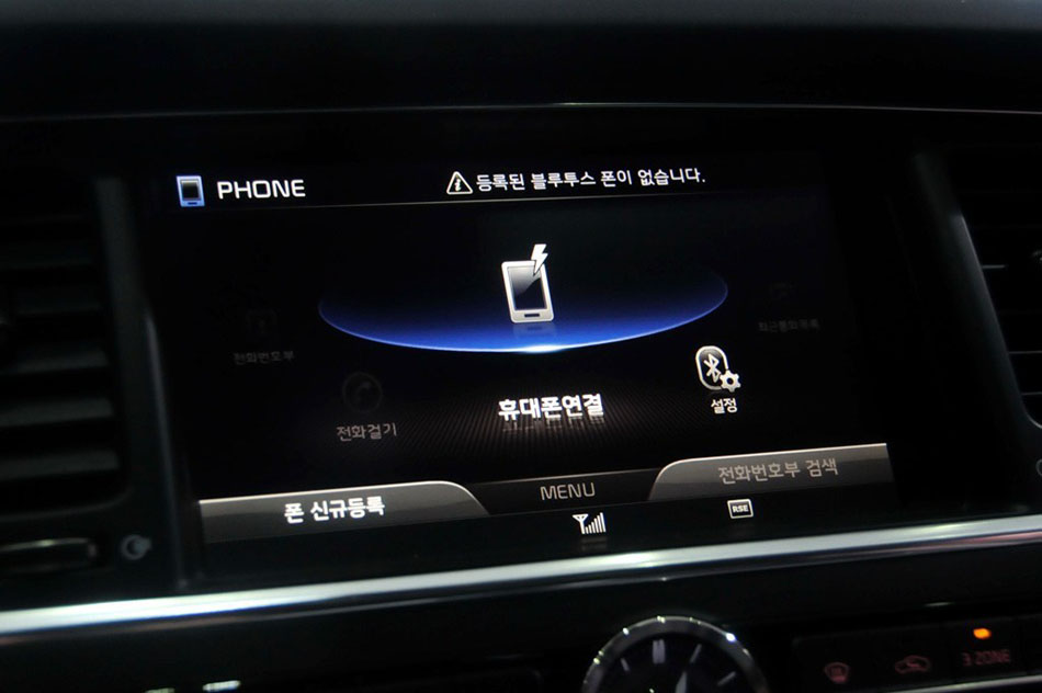 起亚K9 2013款基本型 内饰