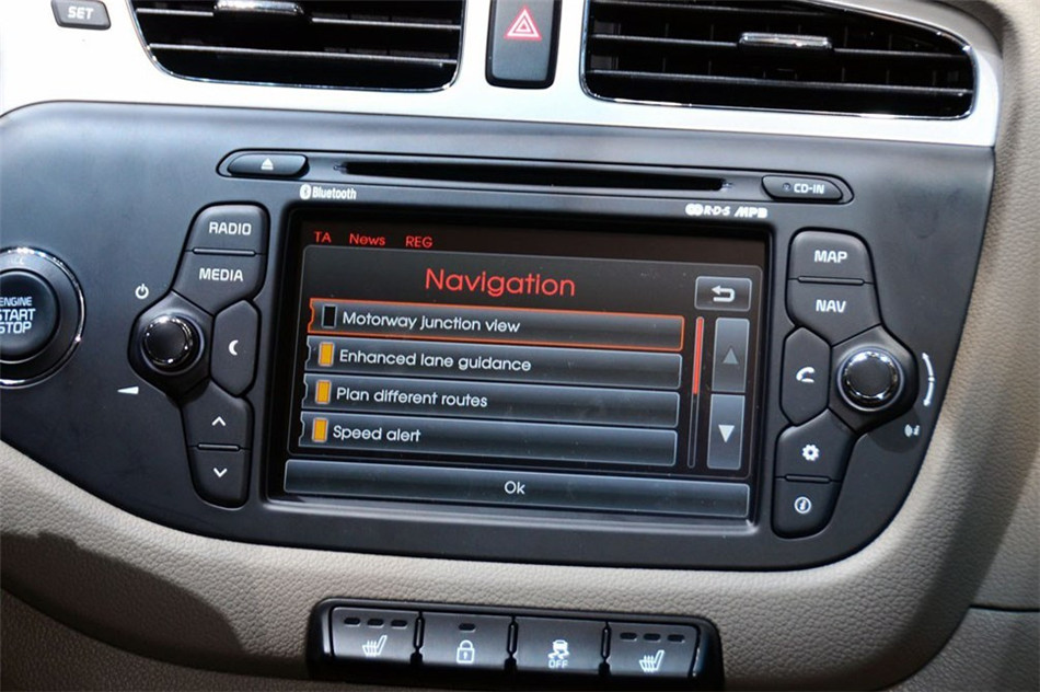 起亚Cee'd 2013款 基本型 内饰