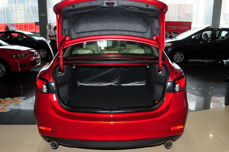 马自达ATENZA 2013款 标准型 空间