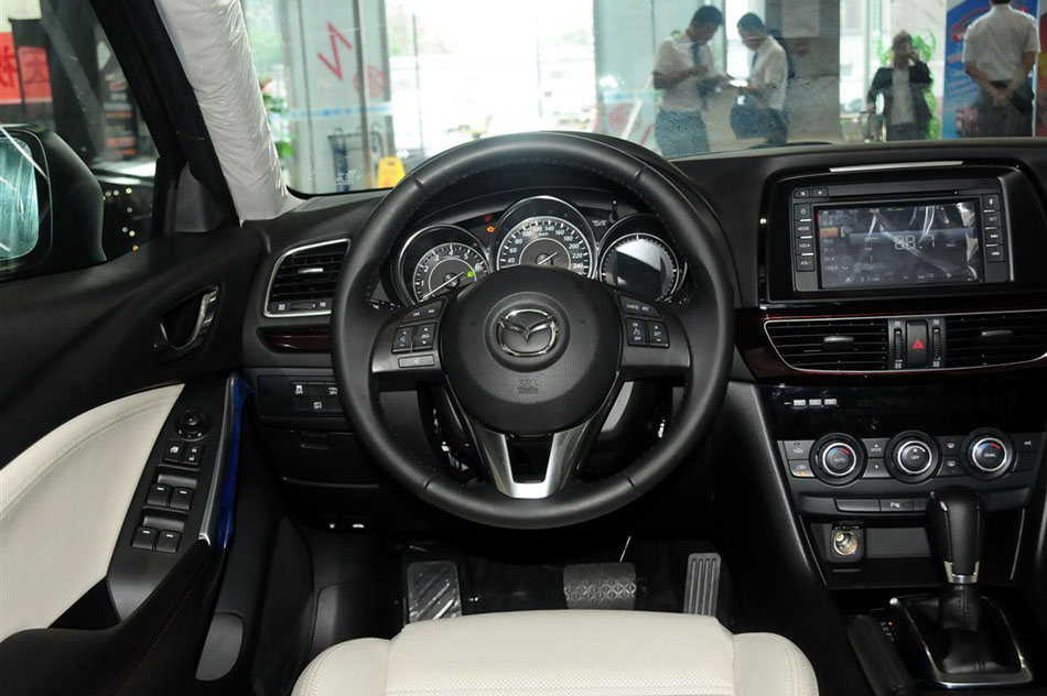 马自达ATENZA 2013款 标准型 内饰