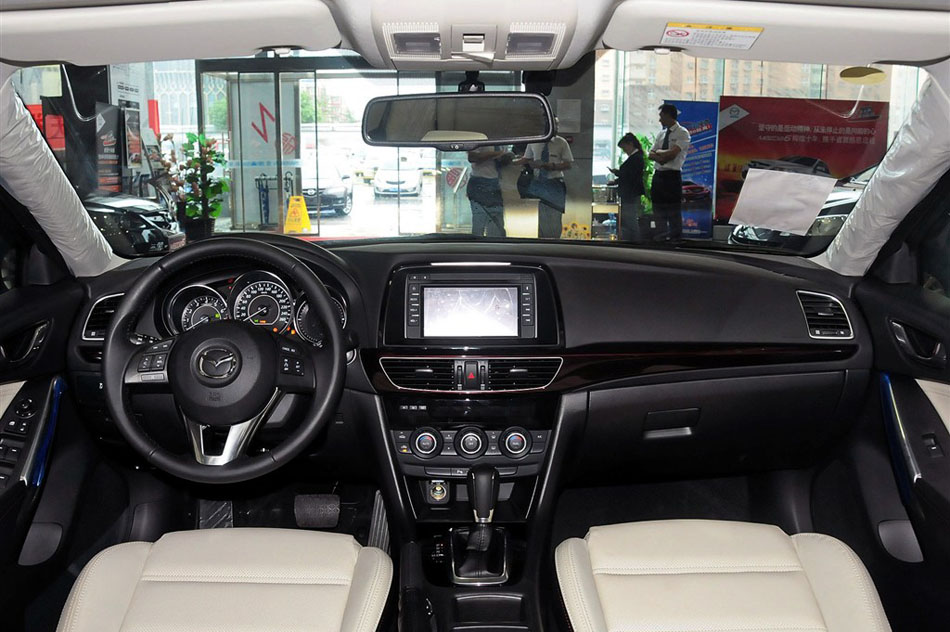 马自达ATENZA 2013款 标准型 内饰