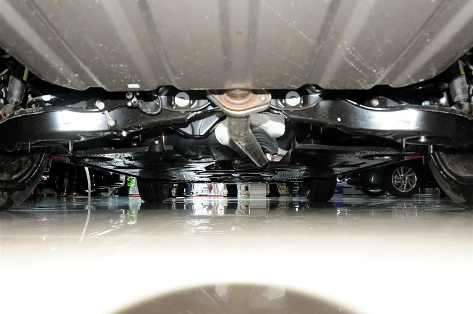 马自达ATENZA 2013款 标准型 引擎底盘