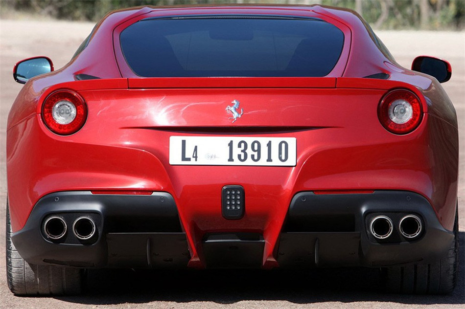 F12 berlinetta 2013 