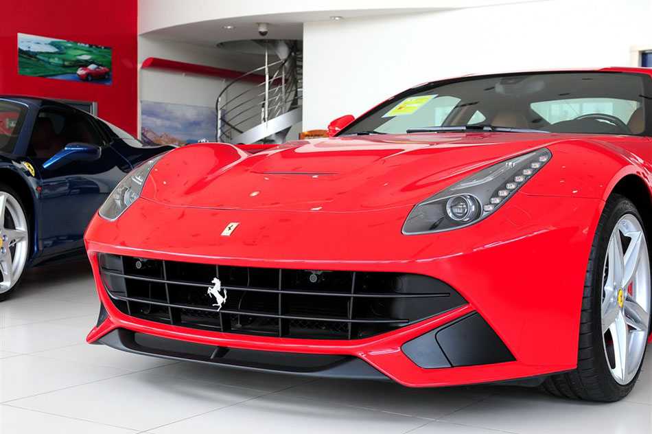 F12 berlinetta 2013 ϸ