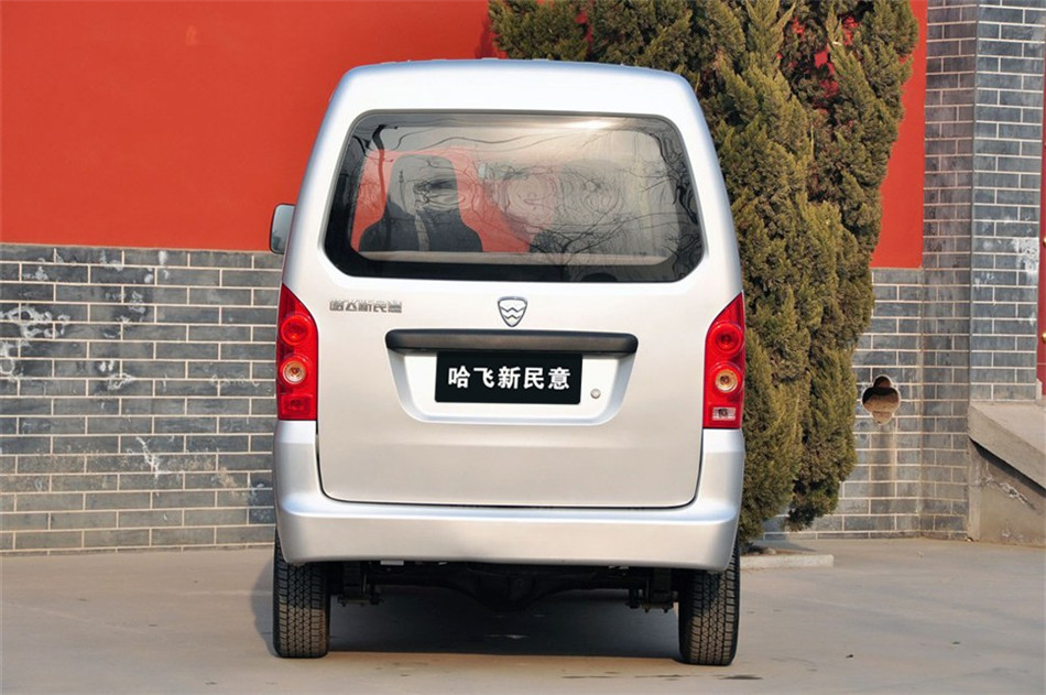 2012款新民意1.0L手动标准型