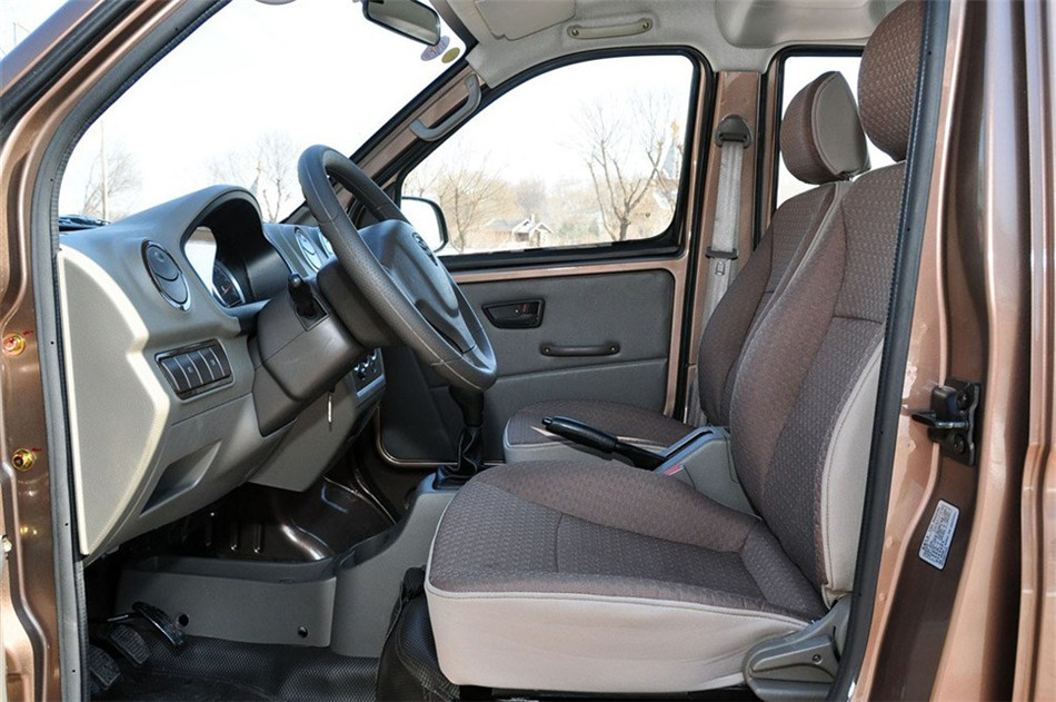 2013款中意V5 1.3L豪华型