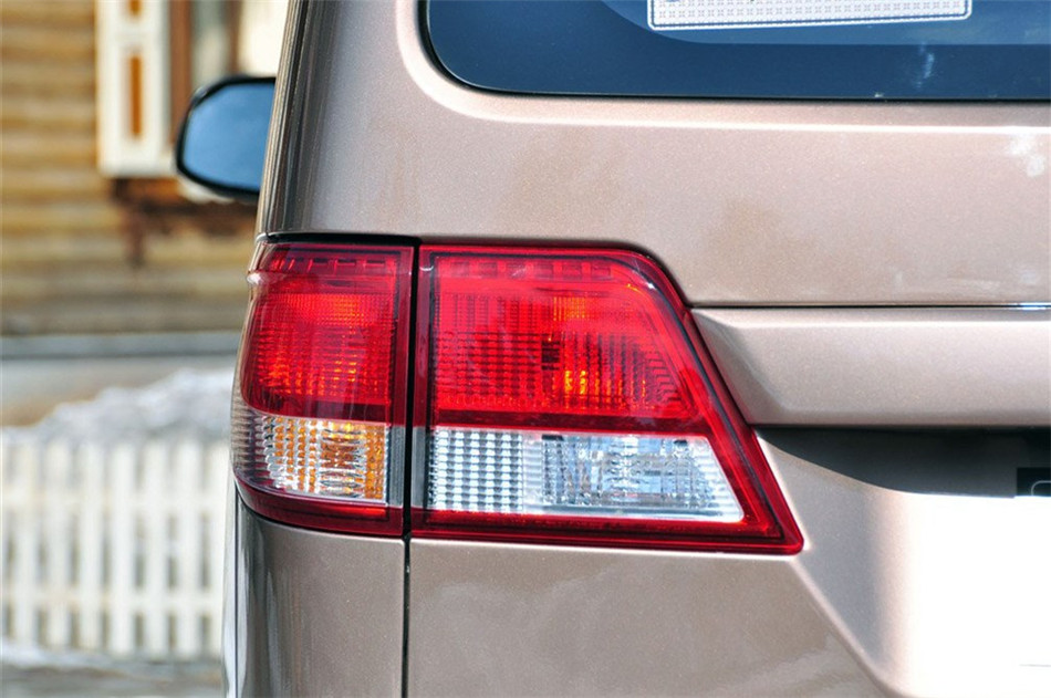 2013款中意V5 1.3L豪华型