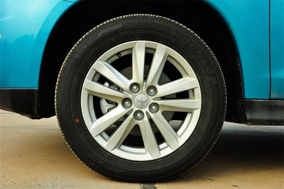 2013款 2.0L AT 四驱旗舰版 其他