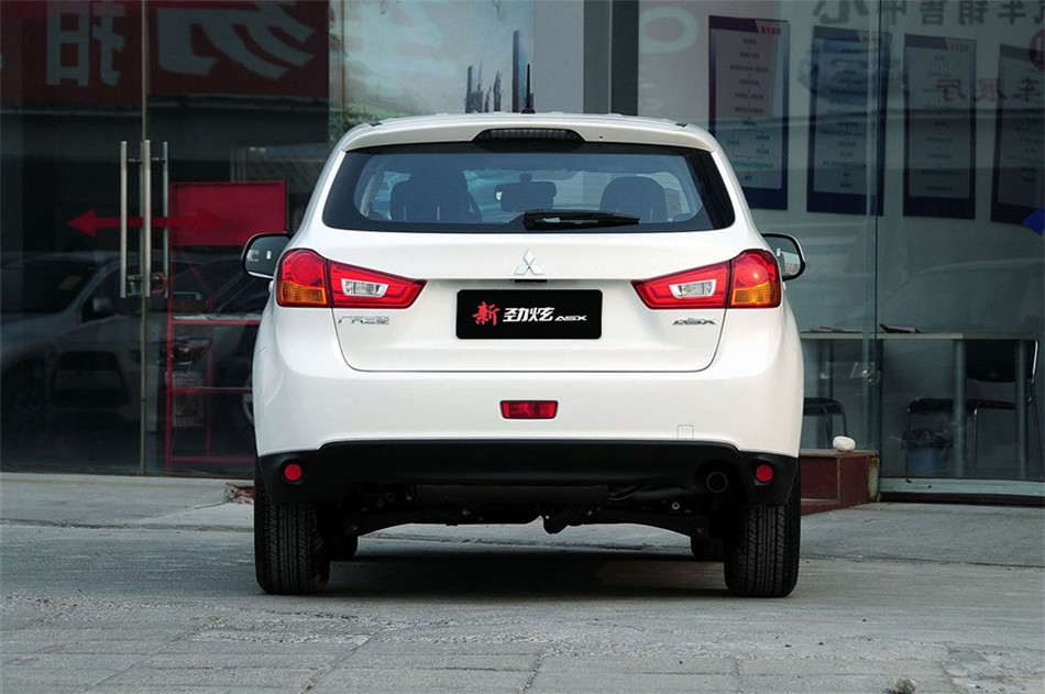 2013款 1.6L MT 两驱标准版 外观