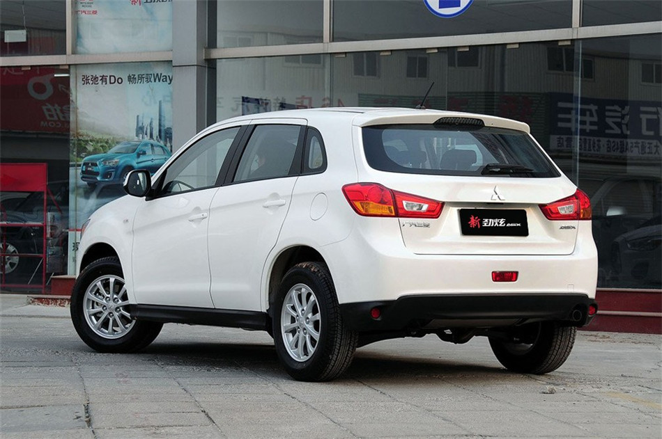 2013款 1.6L MT 两驱标准版 外观