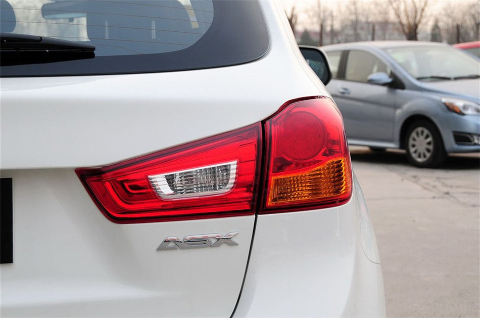 2013款 1.6L MT 两驱标准版 其他