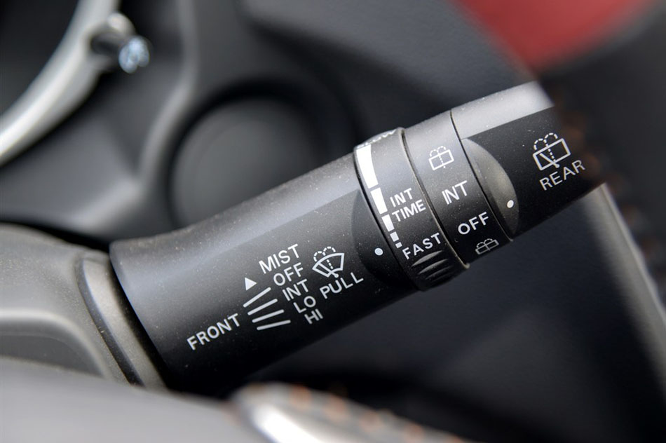 2015款 2.0L 自动两驱精英版 内饰