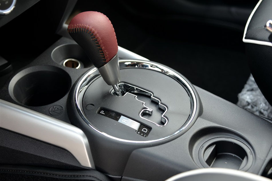 2015款 2.0L 自动两驱精英版 内饰