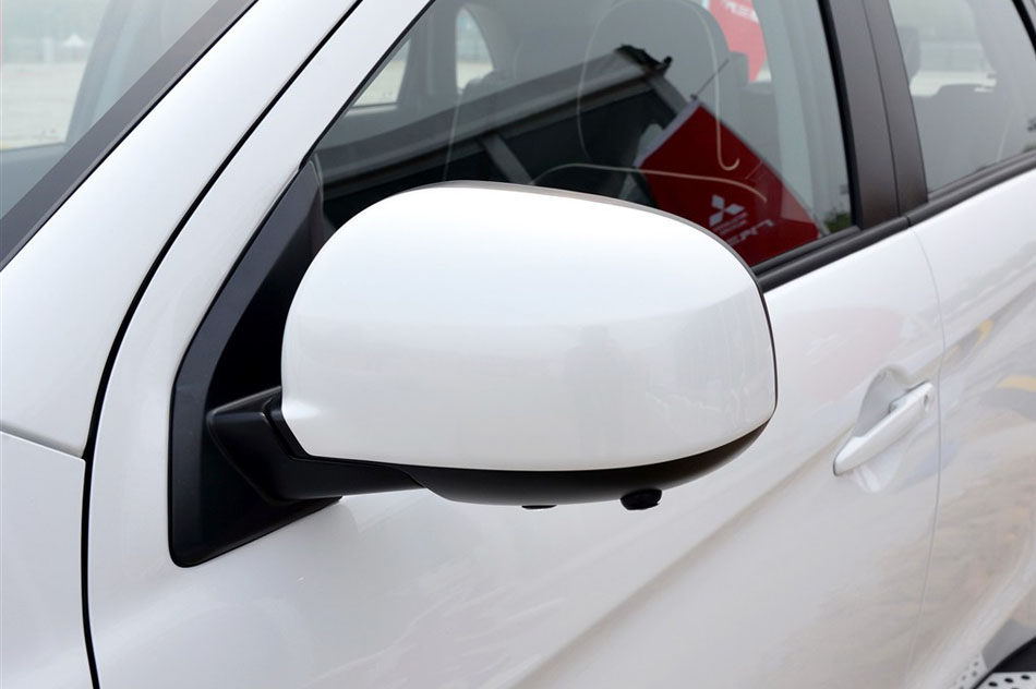 2015款 2.0L 自动两驱精英版 细节