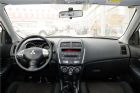 2013款 1.6L MT 两驱标准版 内饰
