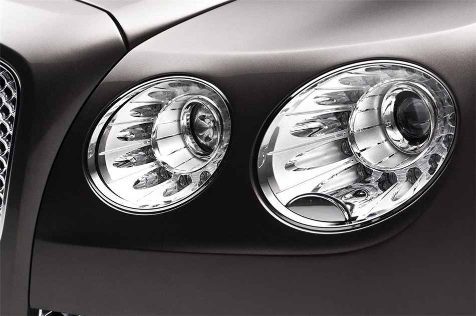 2013款飞驰6.0T 四座版