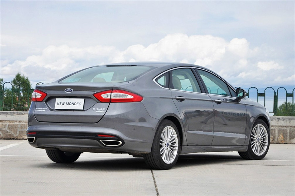 2013款 2.0L AT GTDi240旗舰型 外观