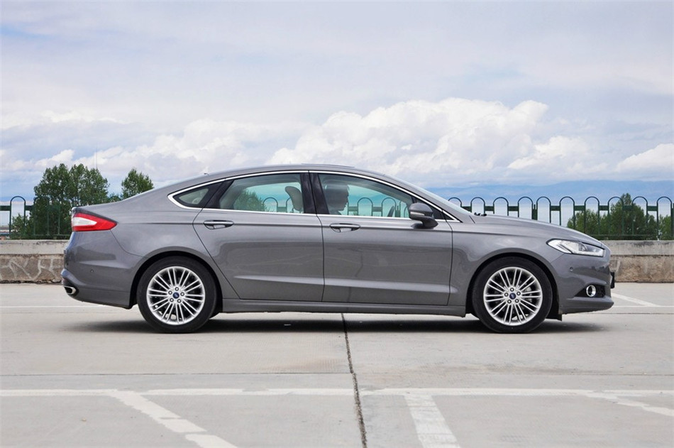 2013款 2.0L AT GTDi240旗舰型 外观