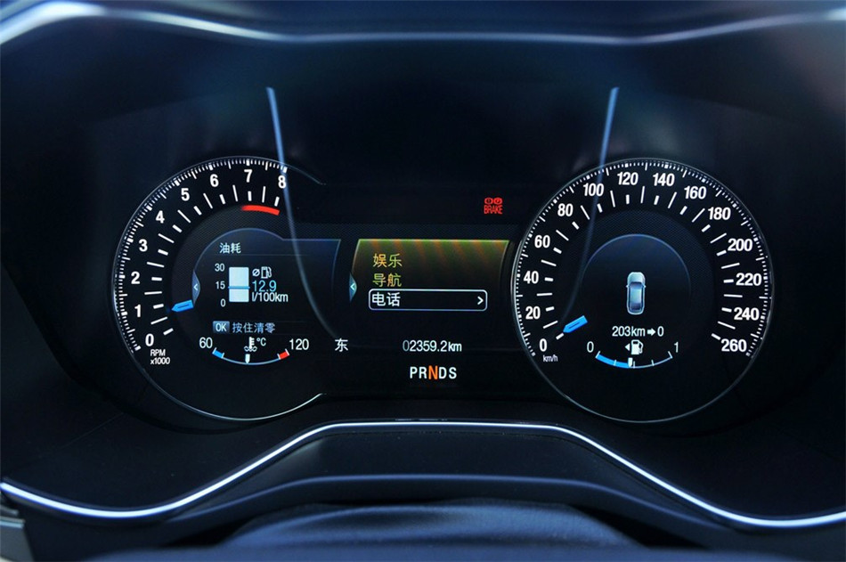 2013款 2.0L AT GTDi240旗舰型 内饰