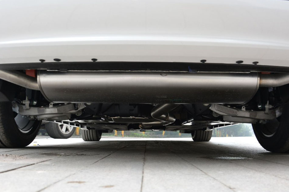 2017款 EcoBoost 245 豪华运动型 引擎底盘