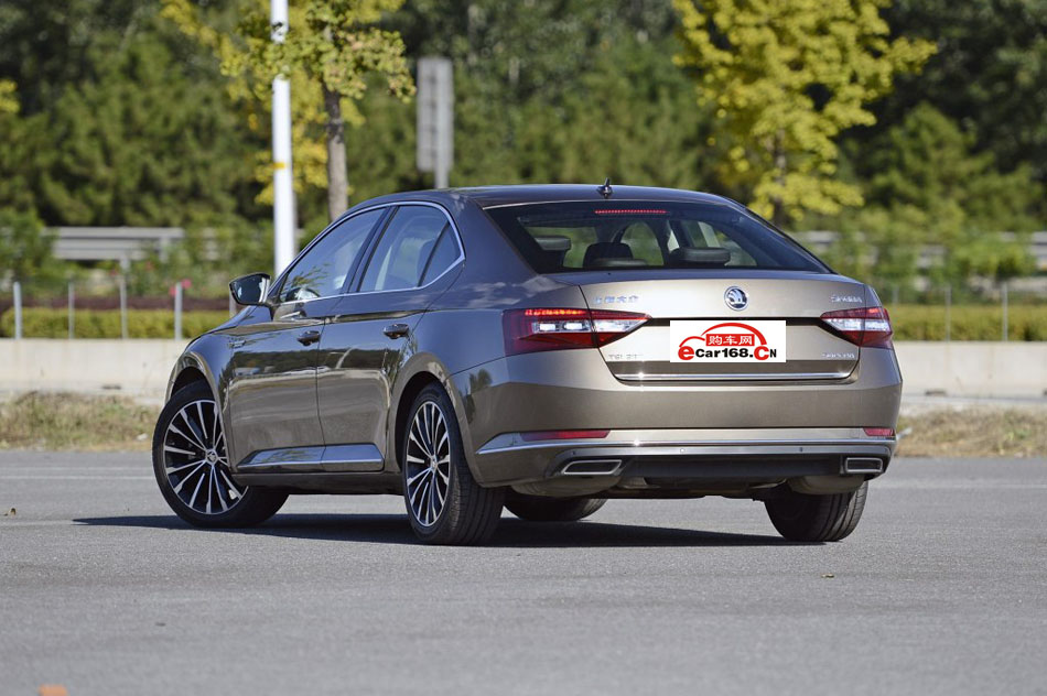 2016款 380TSI DSG旗舰版 外观