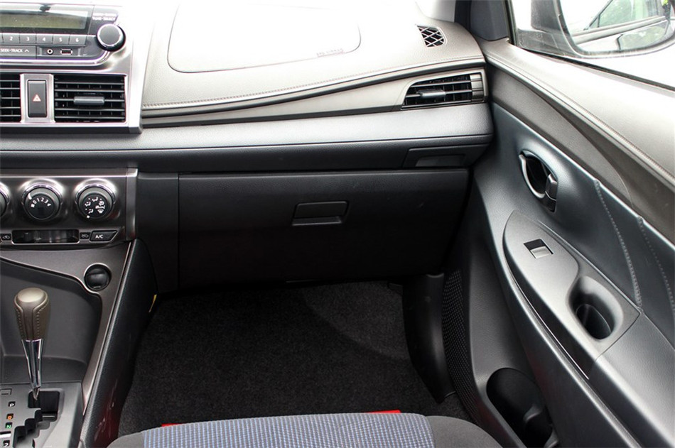 2014款YARiS L 致炫1.3L自动魅动版