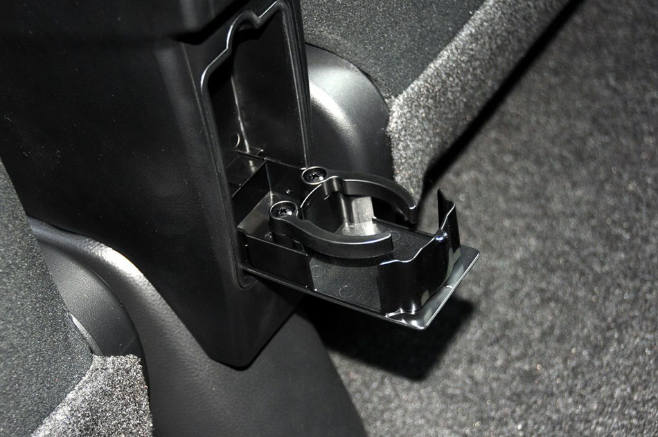 2015款 1.5E 自动魅动版 座椅空间