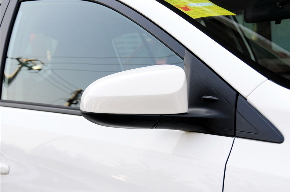 2015款 1.5E 自动魅动版 细节