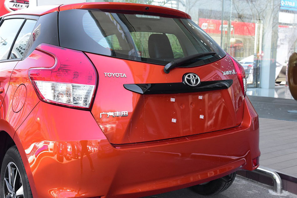 2015款 1.5G 自动橙色限量版 细节