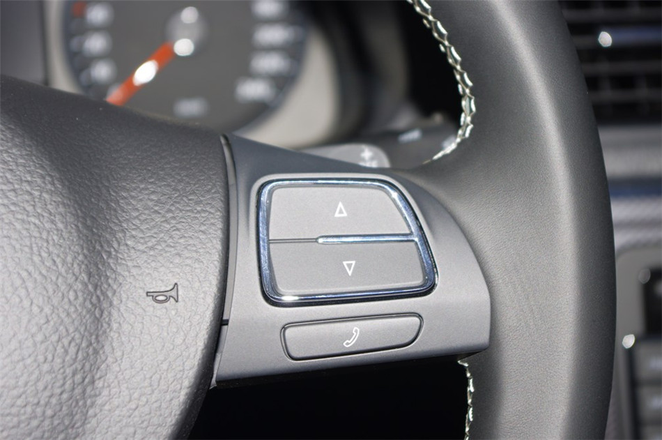 朗境  2014款 1.4TSI DSG 内饰