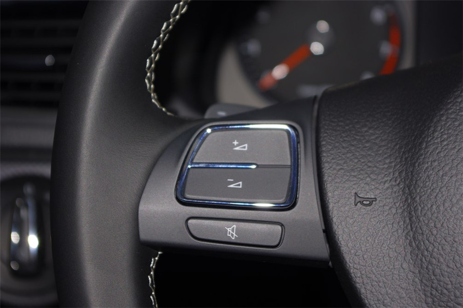 朗境  2014款 1.4TSI DSG 内饰