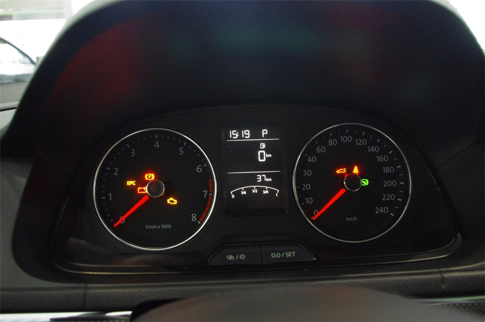 朗境  2014款 1.4TSI DSG 内饰