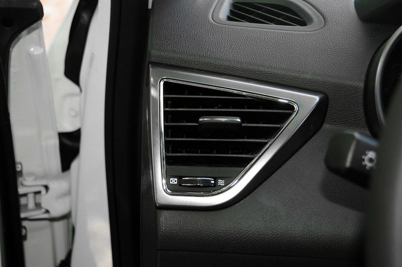 2014款 2.0L 手动豪华型