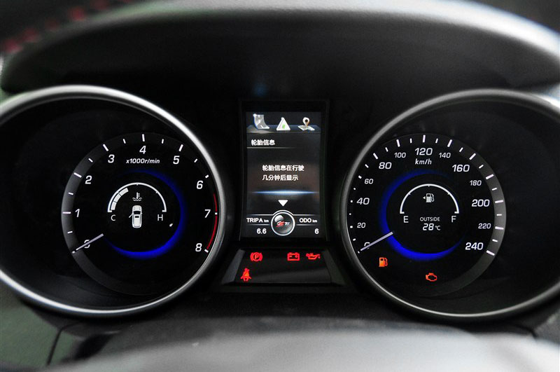 2014款 2.0L 手动豪华型