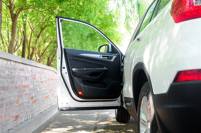 2014款 2.0L 手动豪华型