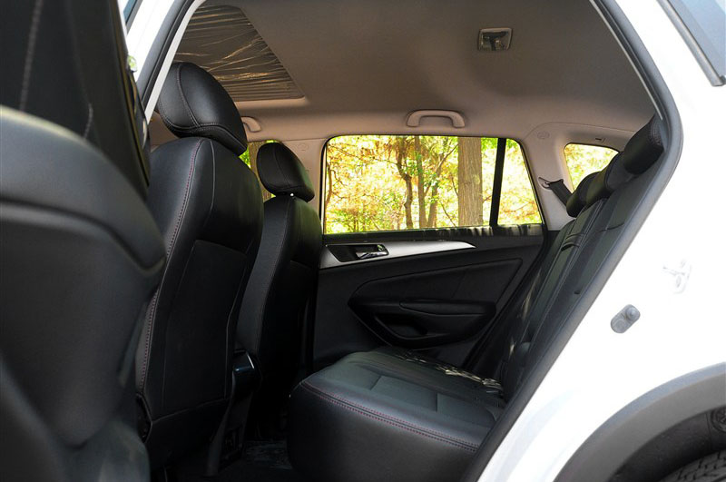 2014款 2.0L 手动豪华型